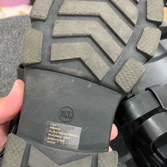 black chunky platform sandals - W11 wide width - Picture 3 of 3